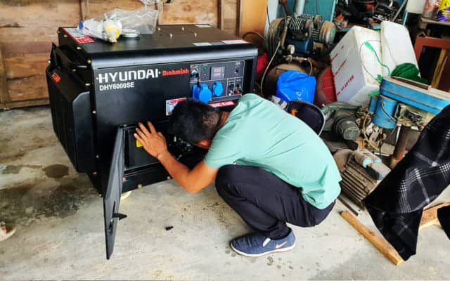 Máy phát điện chạy dầu cho gia đình