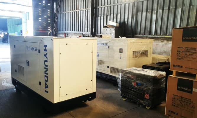 Mua Máy Phát Điện Chạy Dầu Gia Đình Tại TP.HCM