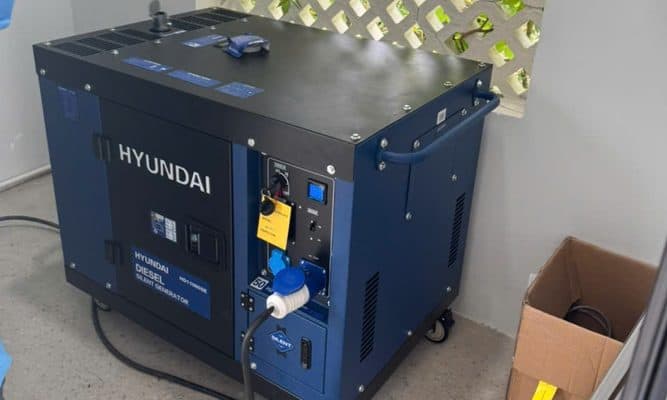 Máy phát điện cho phòng khám tư nhân